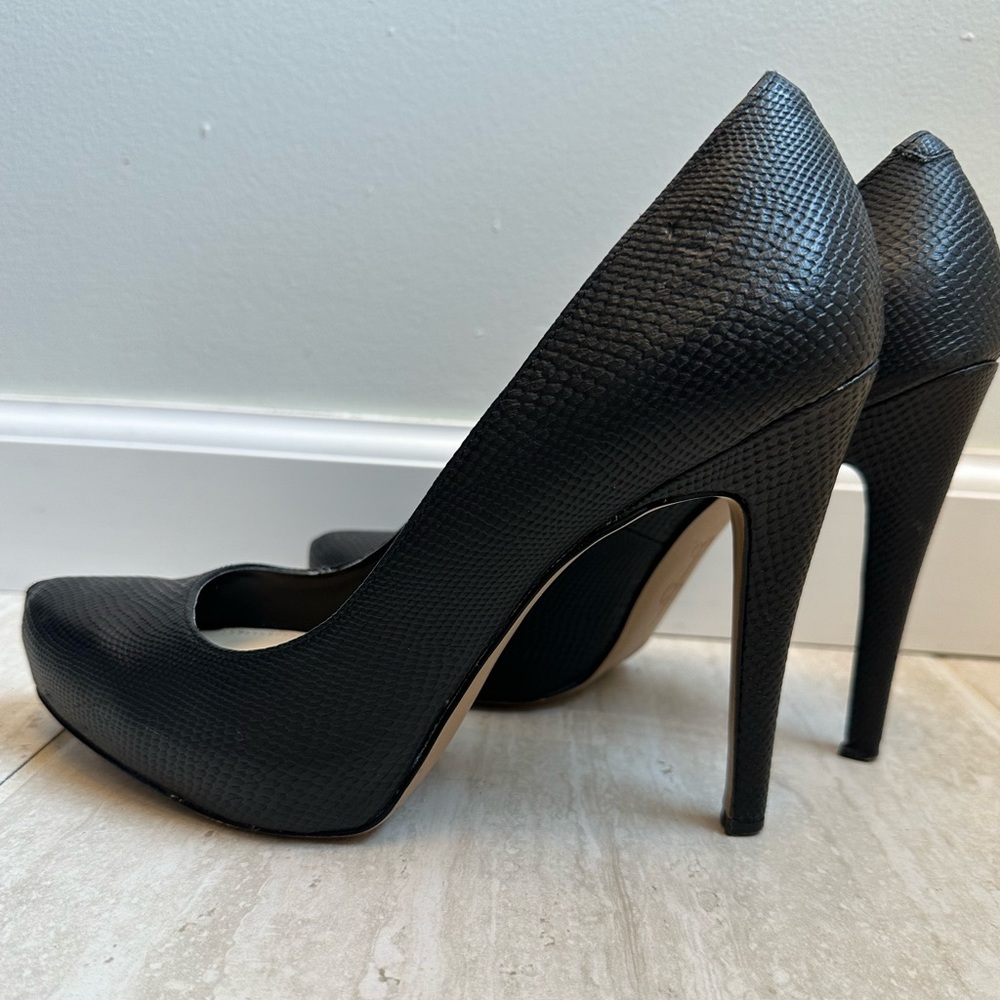 Jessica Simpson Snakeskin Heel